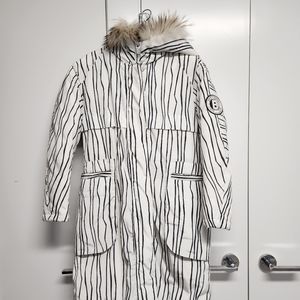 Korean fashion down parka with furry hood